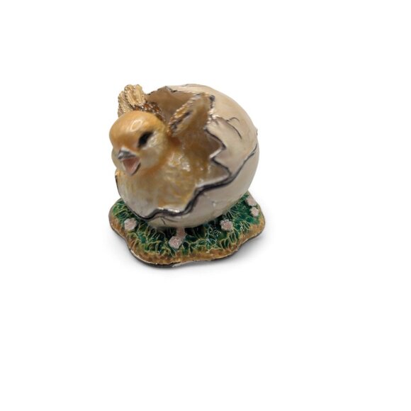 Bejeweled Enameled Hinged Magnetic Trinket Box Baby Chick Hatching from Egg - Picture 2 of 13